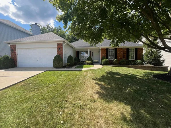 175 Cherry Hills Meadows Dr, Grover, MO 63040