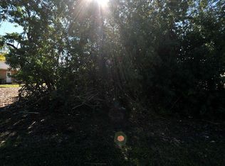 540 SW Rabbit Ave, Port Saint Lucie, FL 34953