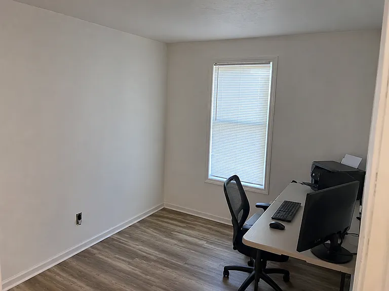 26 High St #B — Photo 8
