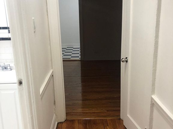 2nd image of 1 Sherwood Ter APT 1