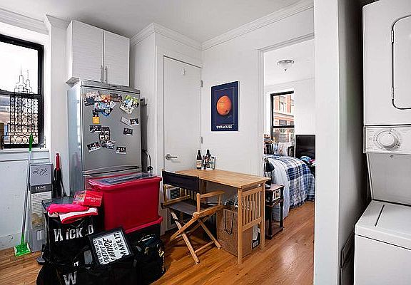 2nd image of 346 E 110th St #3
