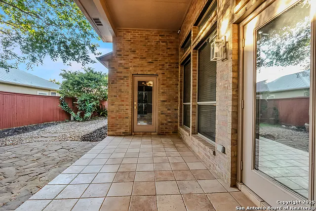 111 Westwood Way — Photo 37