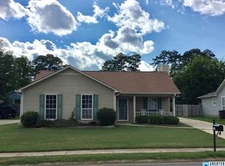 121 Cambridge Pointe Dr, Alabaster, AL 35007