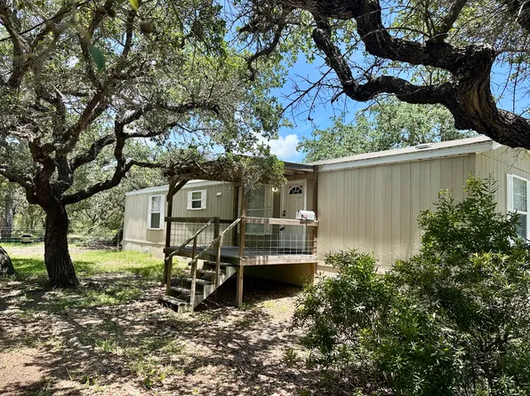 1522 16th St #2, Rockport, TX 78382
