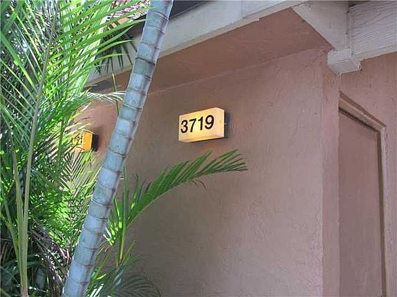 2nd image of 3719 Carambola Cir N #2827