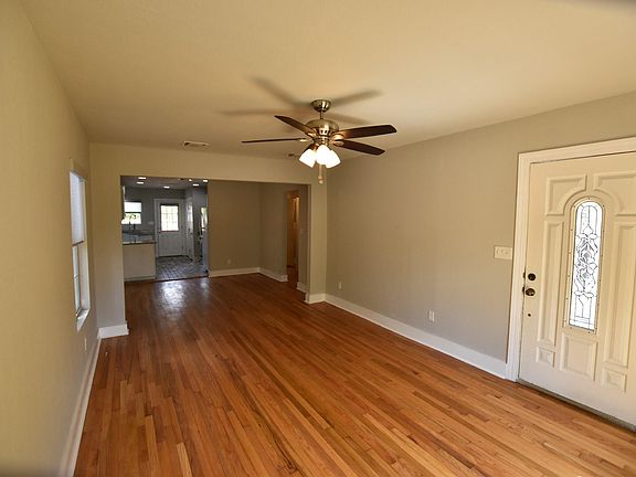 2nd image of 523 Shadwell Dr