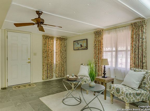 2nd image of 5318 Cabana Dr