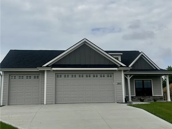 2812 NW Cedarwood St, Ankeny, IA 50023