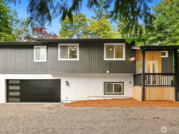 5755 Blakely Avenue NE, Bainbridge Island, WA 98110