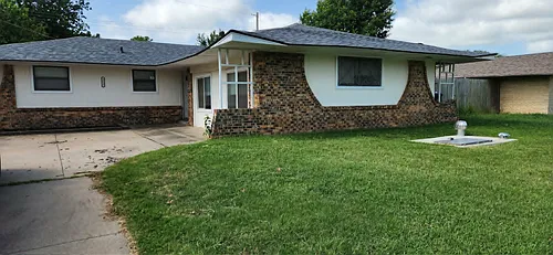 3132 SW 65th Pl Photo 1