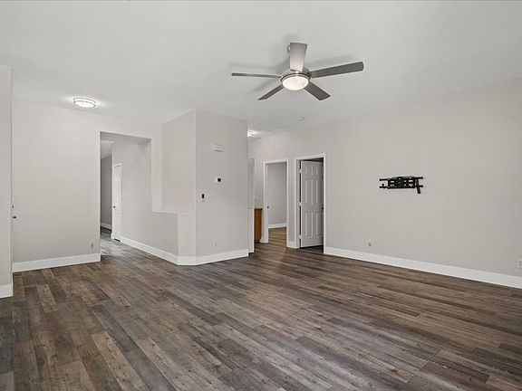4th image of 4580 Yellow Harbor St