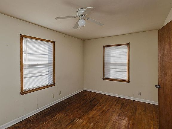 2nd image of 723 S Armour St