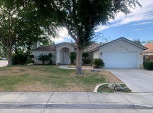 700 Faversham Way, Bakersfield, CA 93311