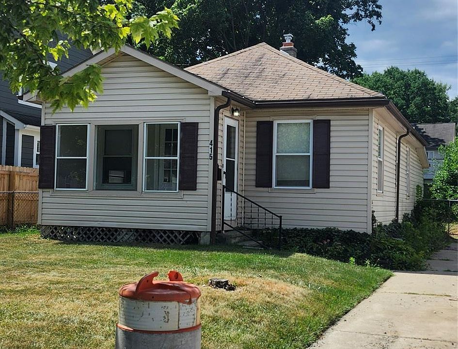 2nd image of 415 N Gainsborough Ave