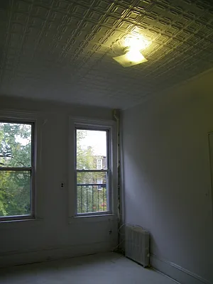 Rented by Francis Castoria LREB | media 10