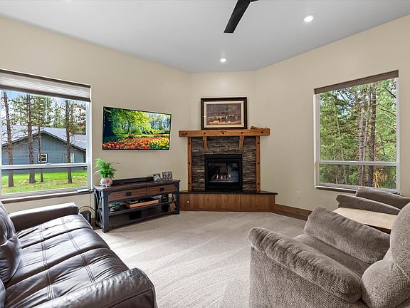 4th image of 312 Dunham Ct