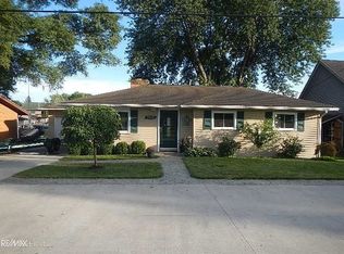 7267 Cardinal Rd, Algonac, MI 48001