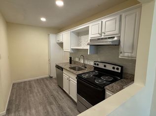 5065 Ridglea Ln APT 1009, Fort Worth, TX 76116