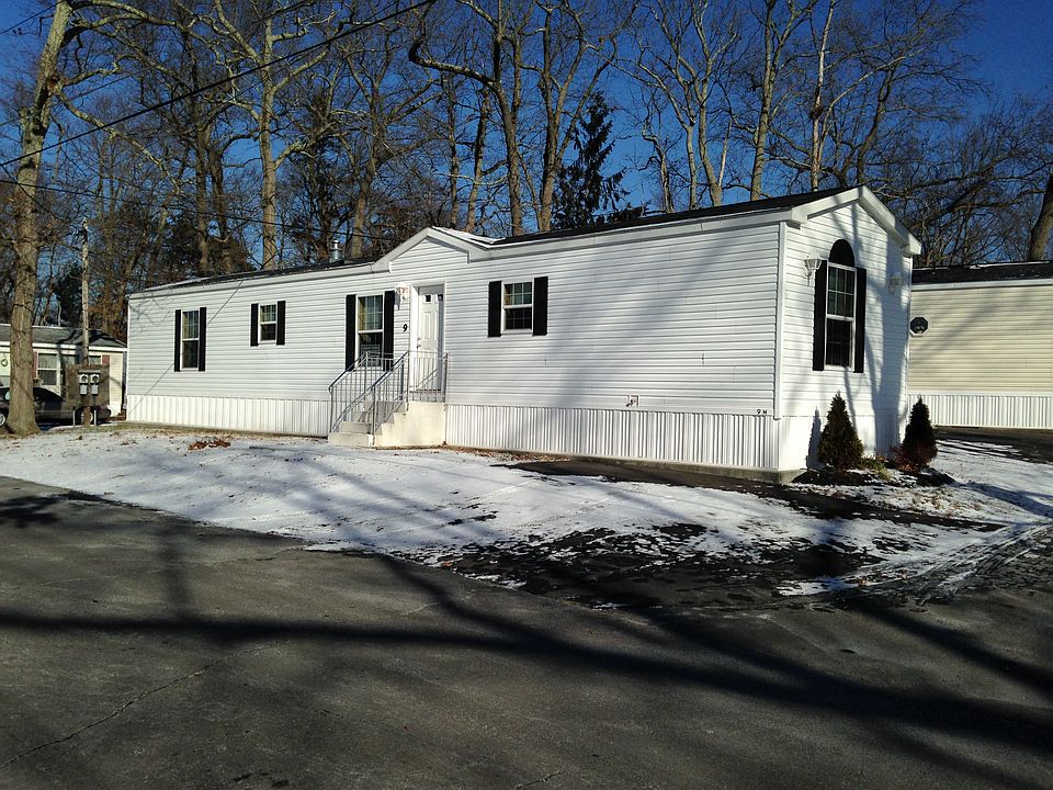 9 Main Street