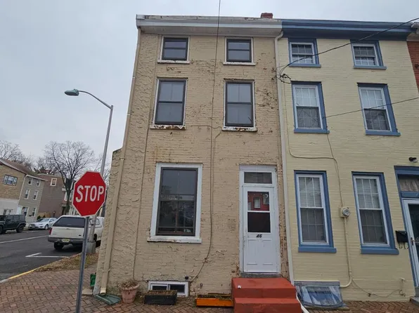46 E Union St, Burlington, NJ 08016