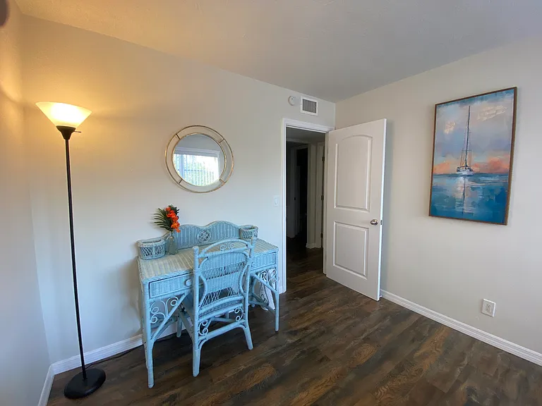 223 Columbia Dr #213 — Photo 46