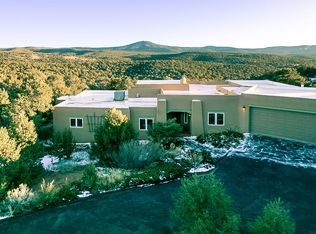 2 Moonrock Rdg, Tijeras, NM 87059