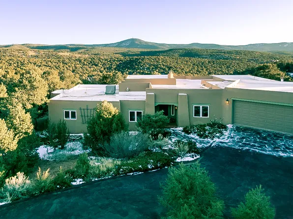 2 Moonrock Rdg, Tijeras, NM 87059