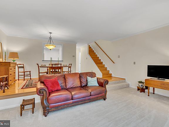 5th image of 2204 S Randolph St #1