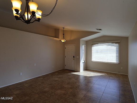 5th image of 5953 E Franklin Tale Dr