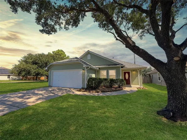 9418 Belleclaire Ln, Houston, TX 77044