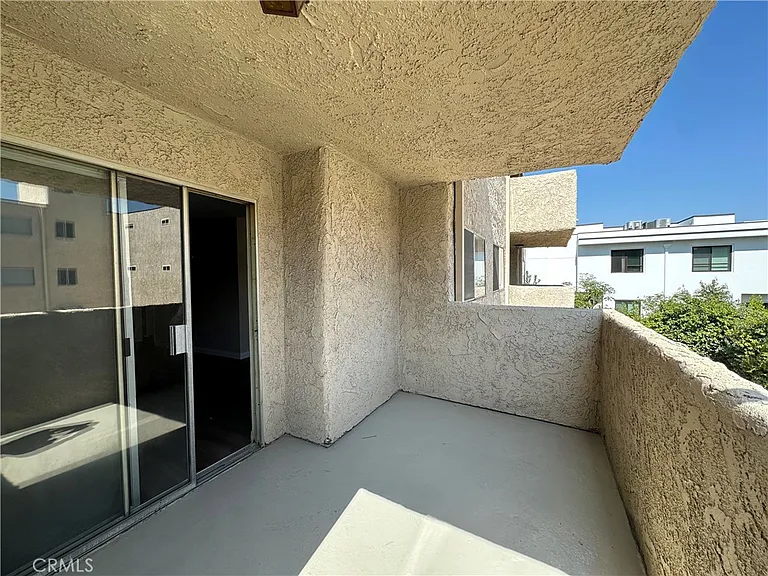 2386 E Del Mar Blvd #203 — Photo 24
