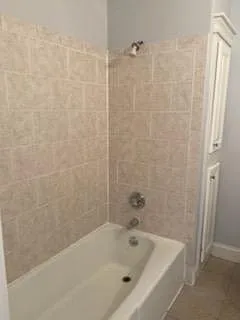 104 Elliott St — Photo 2