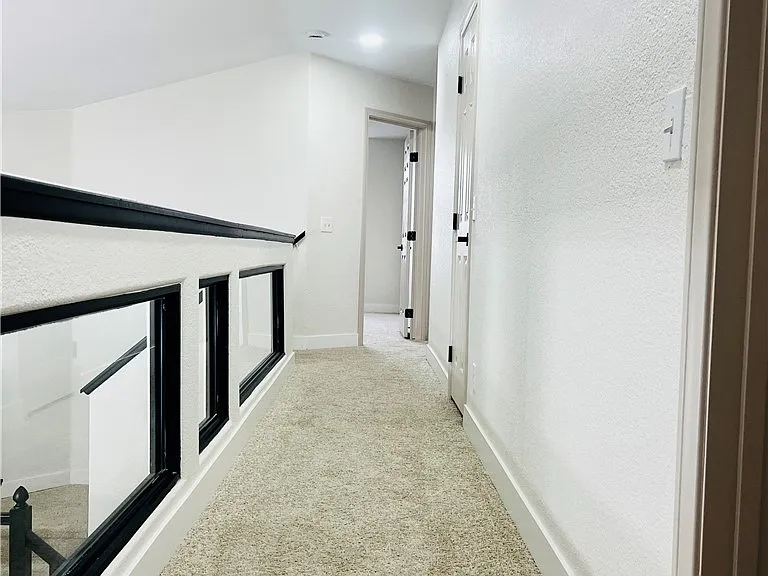 7837 Millhopper Ave — Photo 18