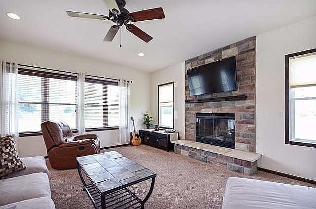 2nd image of 289 Liege Ln