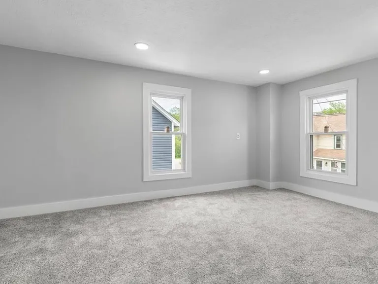 123 Rainbow St — Photo 7