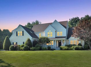 3 Hillcrest Dr, Hampton Falls, NH 03844