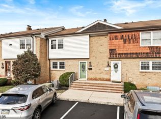 30-4 Farm Rd BLDG 30 #4, Hillsborough Twp., NJ 08844