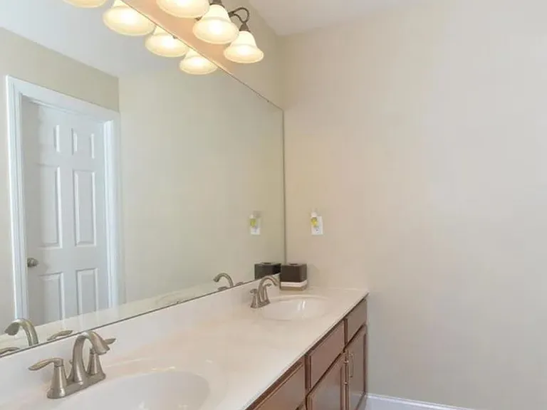 1425 Red Oak Plantation Dr — Photo 11