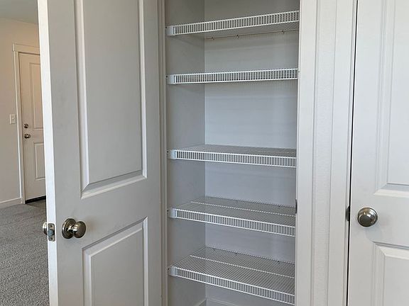 5th image of 713 SE 2nd St #218
