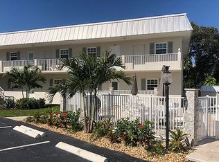900 Jasmine Ln APT 1A, Vero Beach, FL 32963