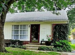 2122 Ackley Ave, Westland, MI 48186