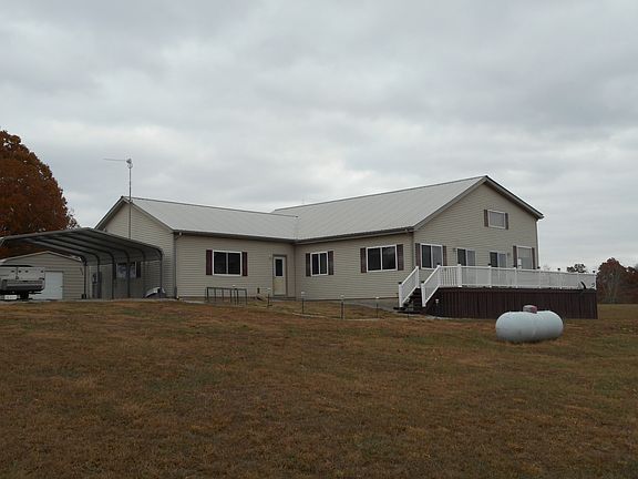 Side view, wrap-around deck