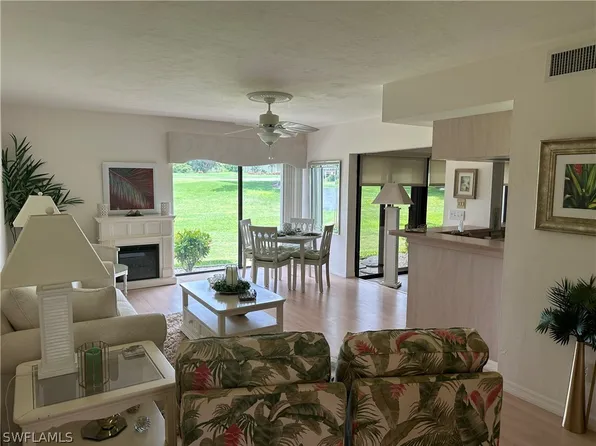 5530 Trailwinds Dr APT 714, Fort Myers, FL 33907