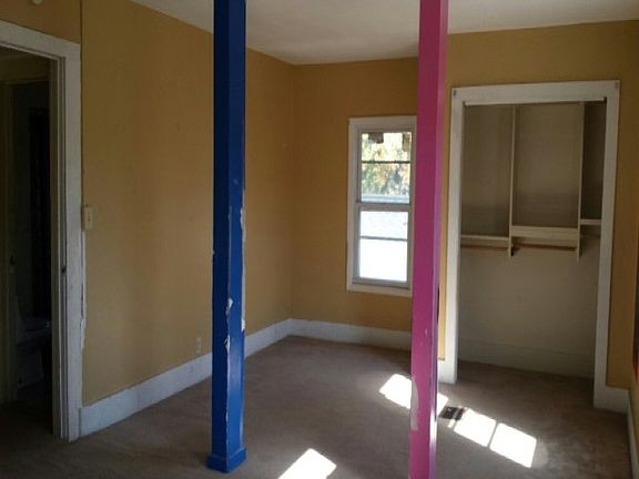 5th image of 713 W Brighton Ave