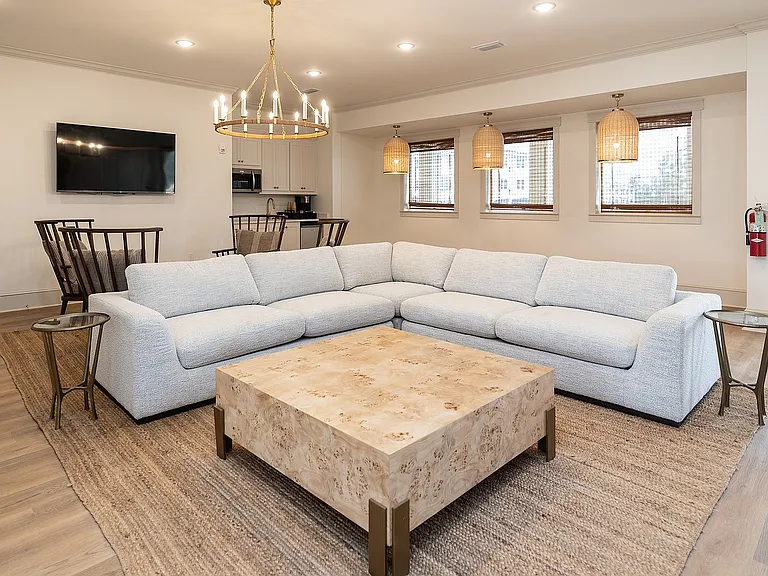 Common Area Living Room