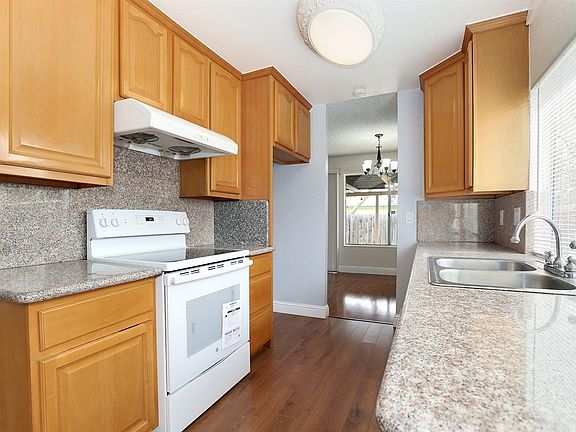 2nd image of 2340 Lincoln Blvd