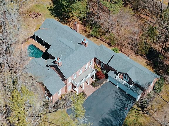 3rd image of 10756 Hidden Grove Ln