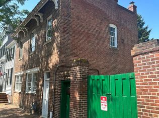 205 S Columbus St, Alexandria, VA 22314