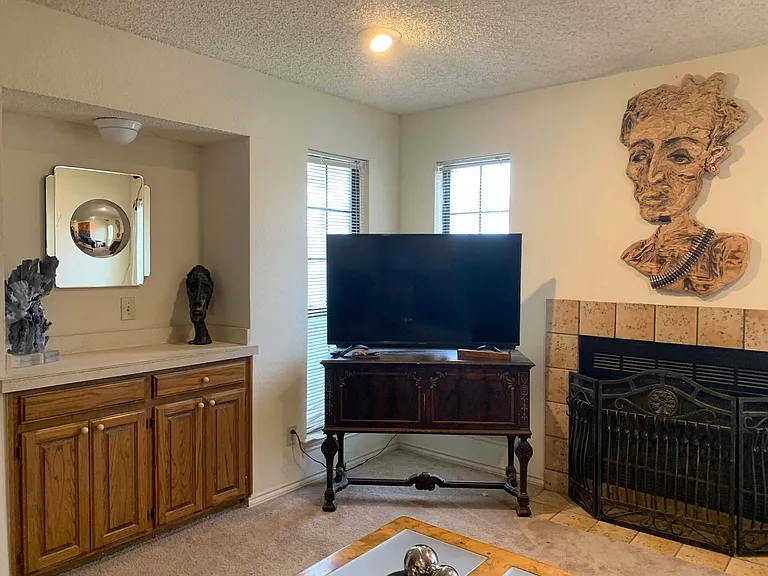 900B Kilkenny Ct — Photo 3