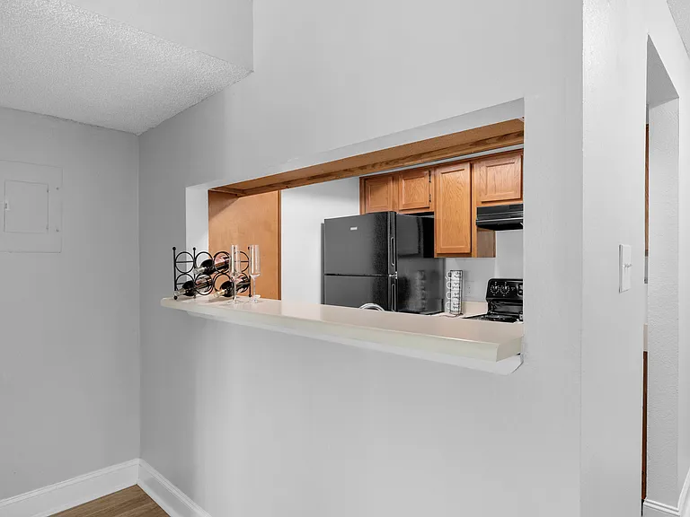 Devonwood Apartment Homes — Photo 17